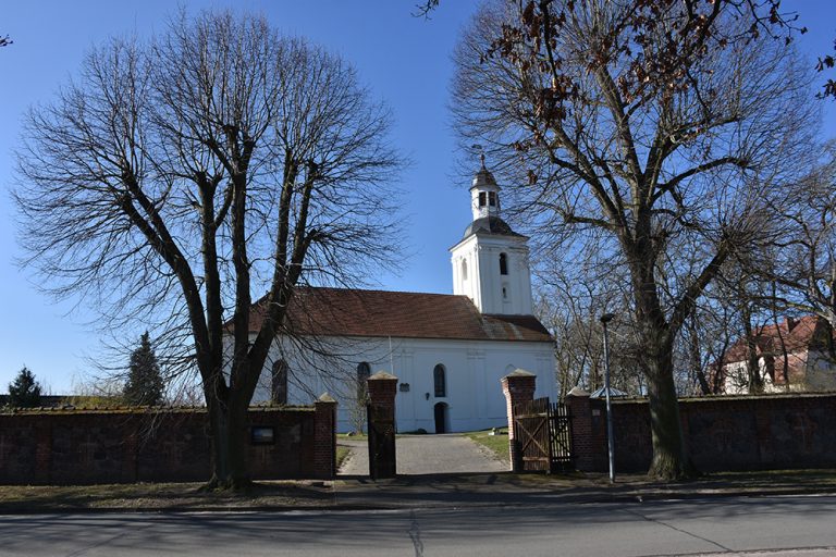 Kirche Krüssau